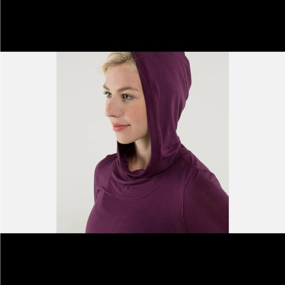 Lululemon long sleeve hoodie - Picture 5 of 6